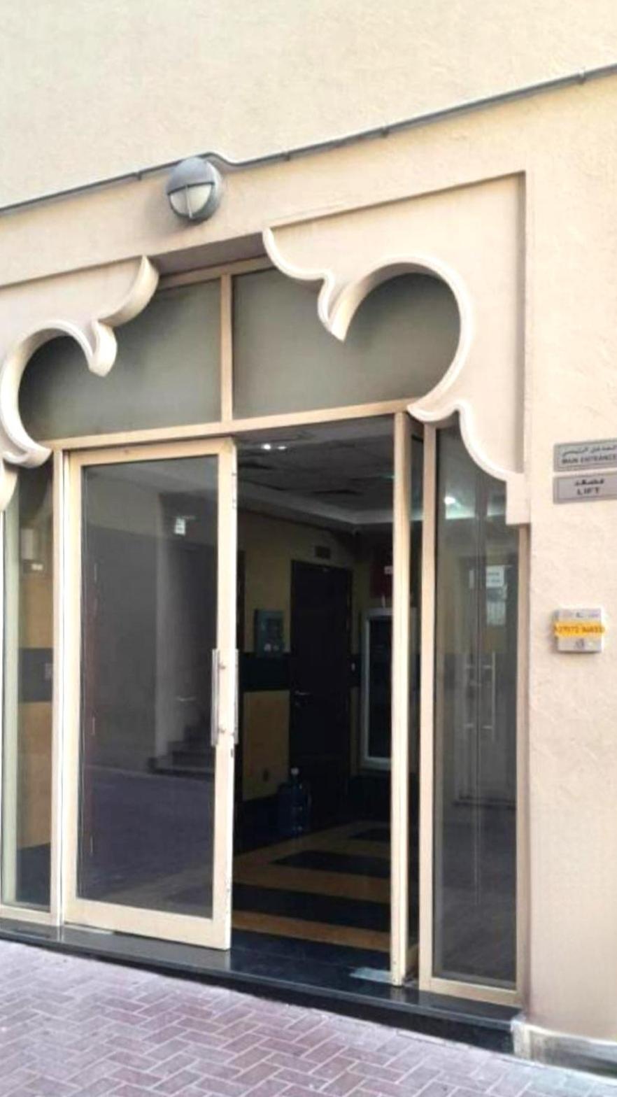 Westay Capsule Hostel Dubai Exterior foto